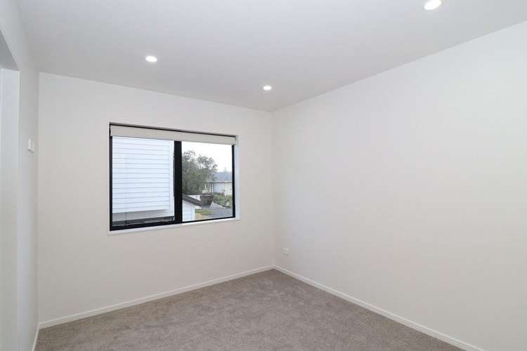 25D Lynbrooke Avenue Blockhouse Bay_7