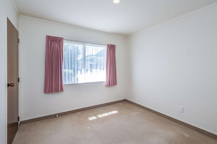 18 Tararua Street Paraparaumu_16