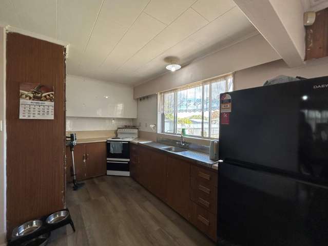 139 Riverbend Road Onekawa_3