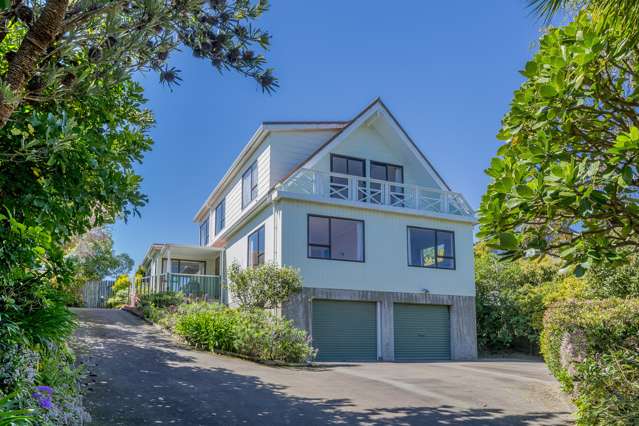 33 Eruini Street Waikanae Beach_1