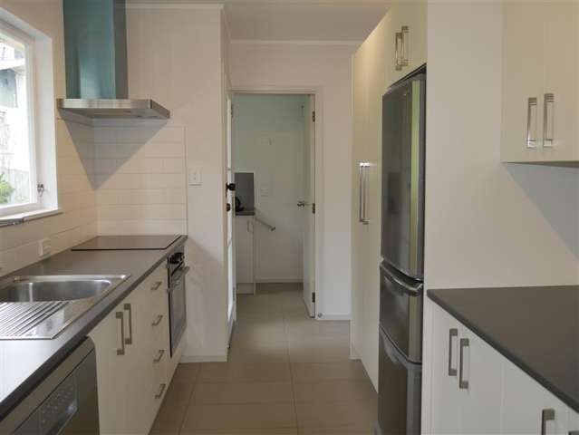 28 Memorial Drive 11618_2