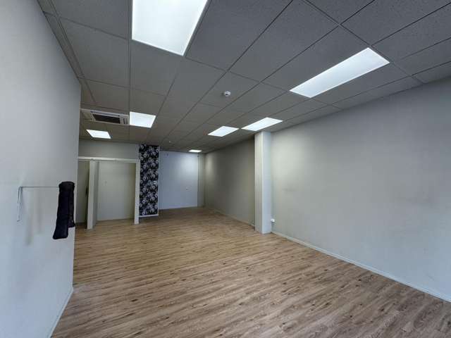 156 Karori Road Karori_1