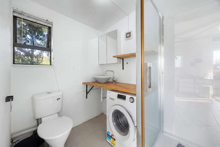 2/36 Miro Street New Lynn North_21