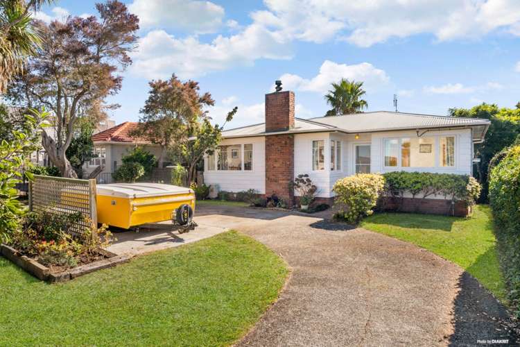 54 Botany Road Botany Downs_0