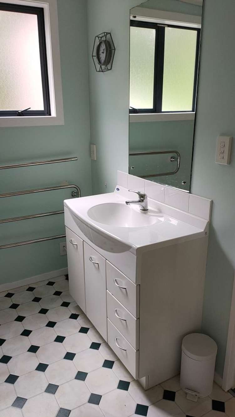 295 Main Road Tawa_7