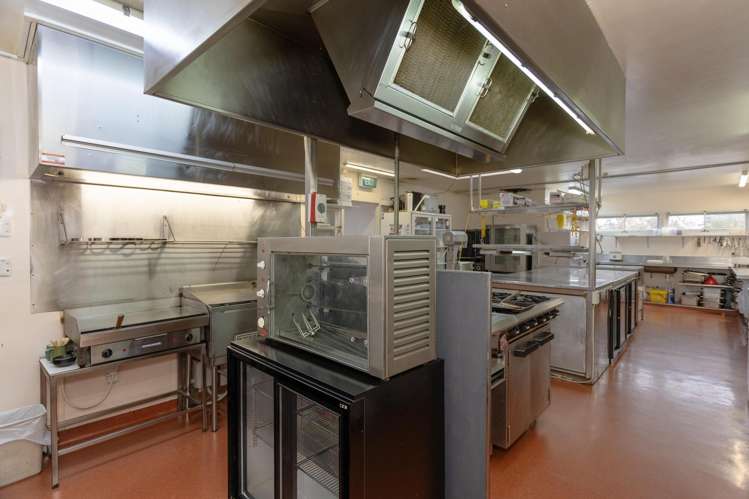 198 Main Road Waikouaiti_26