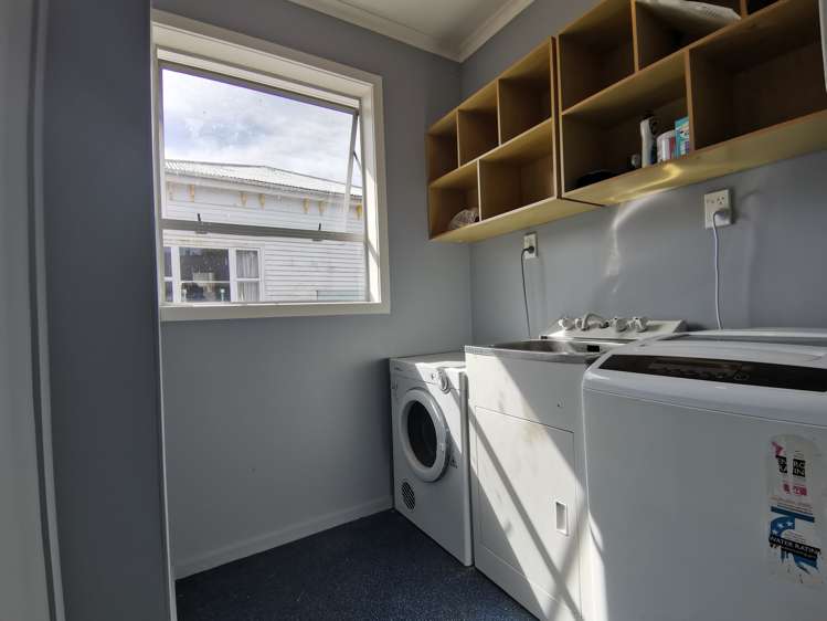 127 Hall Street Hokitika_12