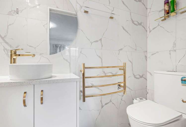 4 Farmdale Court Flat Bush_12