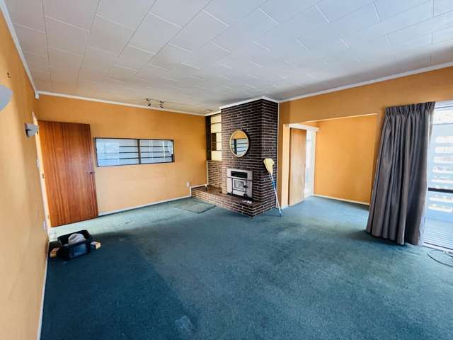 89 Russell Road Huntly_3