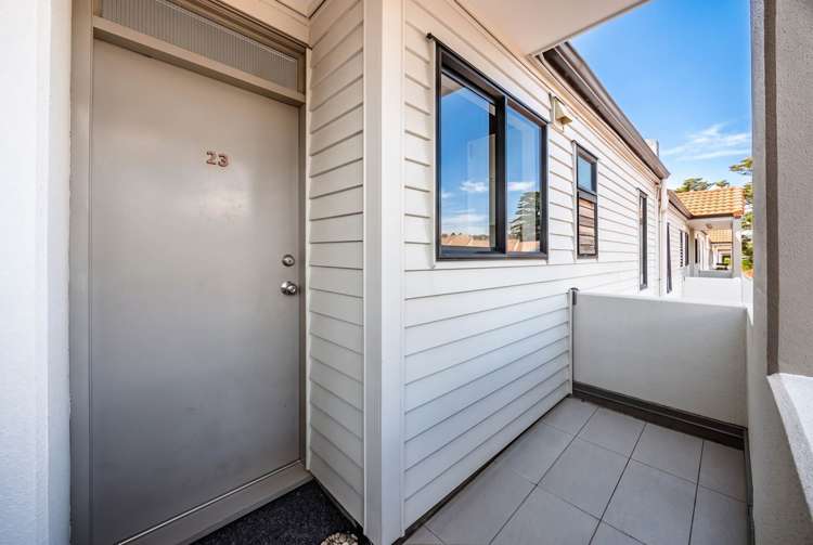 23/21 Armoy Drive_1