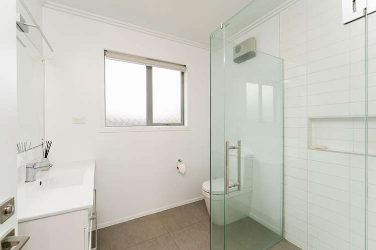 17 Thornly Park Avenue Mosgiel_13