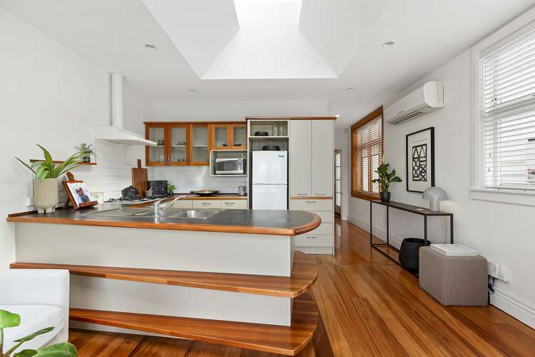 33 Grant Road Thorndon_7