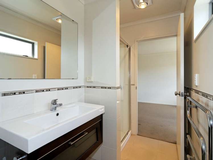 49 Mandival Avenue Flat Bush_5