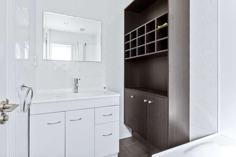 42 Swann Beach Road Stanmore Bay_27