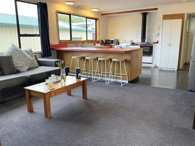 2 Coakley Street Blaketown_16