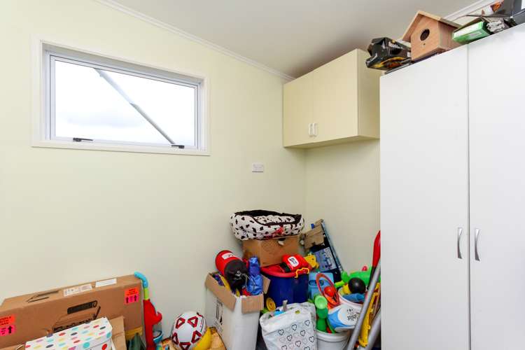 19 Dover Road Okato_12