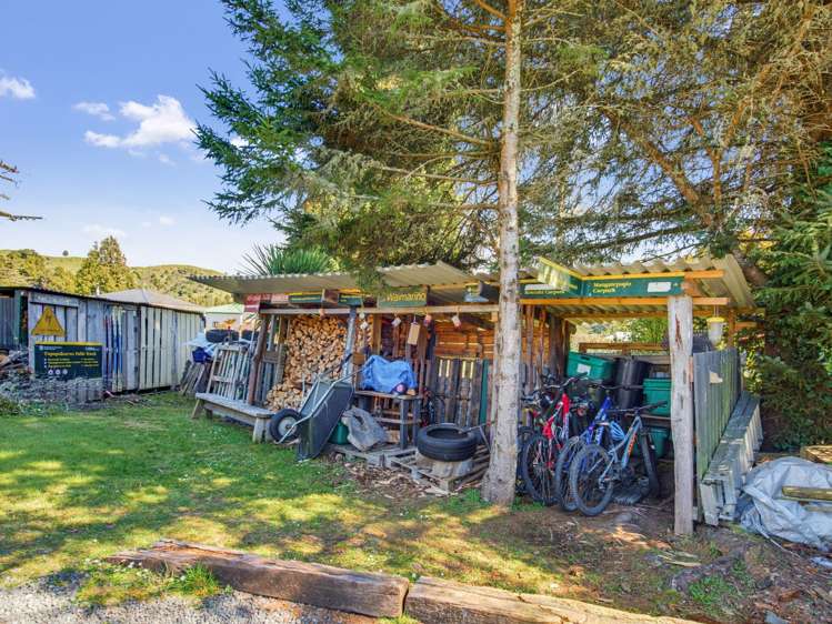 12 and 14 Poro Street Raurimu_25