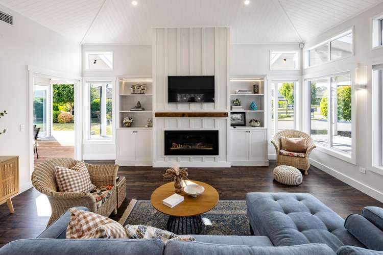 45 Alan Livingston Drive Cambridge_22