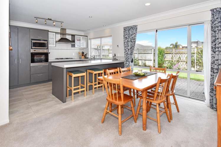 21 Stranraer Crescent Wattle Downs_10