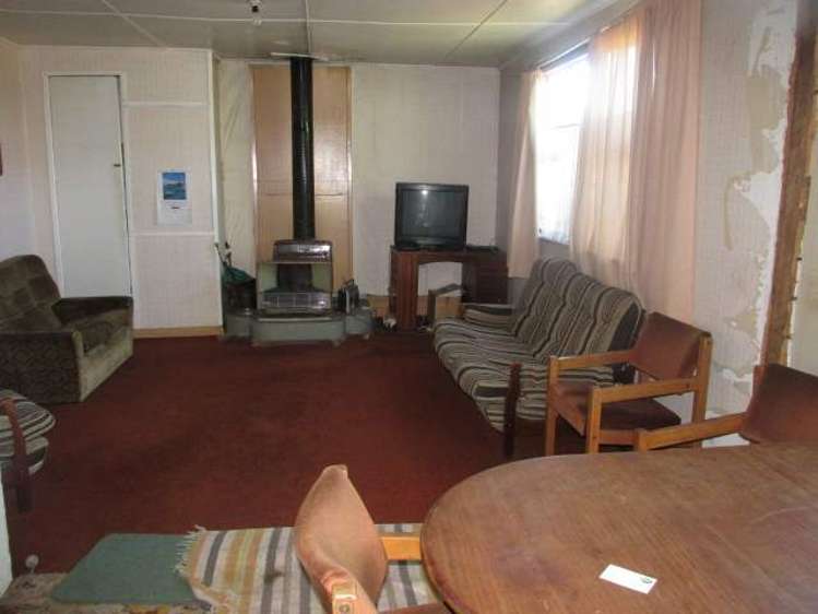 85 Shiel Street Reefton_20