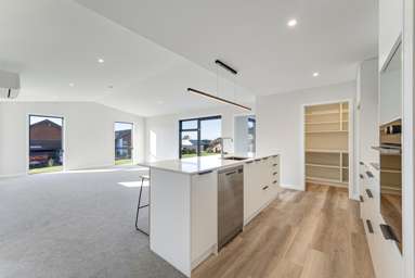 12 Safre Place_4