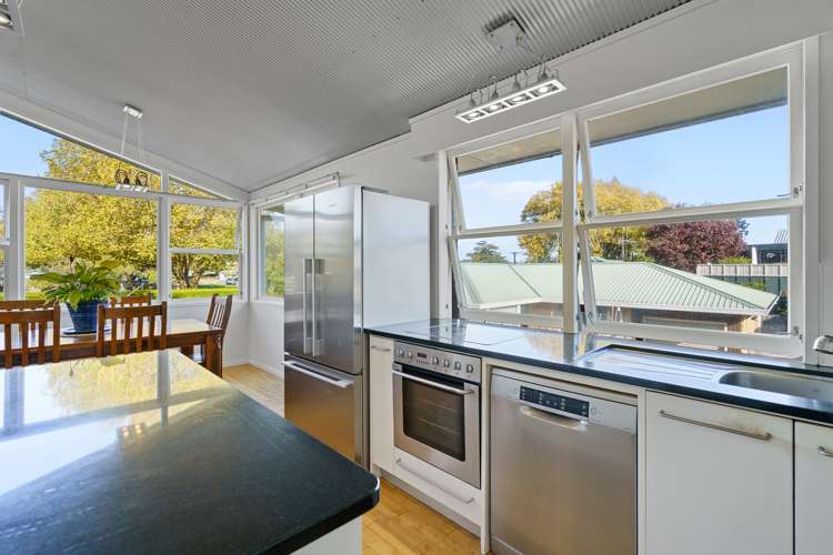 17 Scott Street Leamington_10