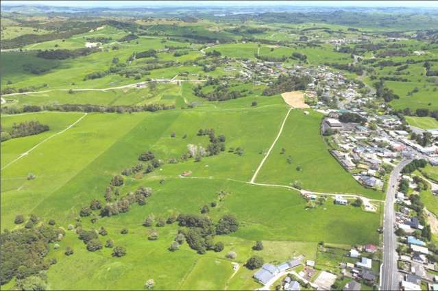 122 Hurndall Street Maungaturoto_1