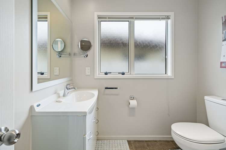 49 Woodland Mews Wainuiomata_12