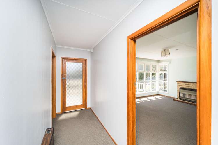8 Lewis Place Highbury_8
