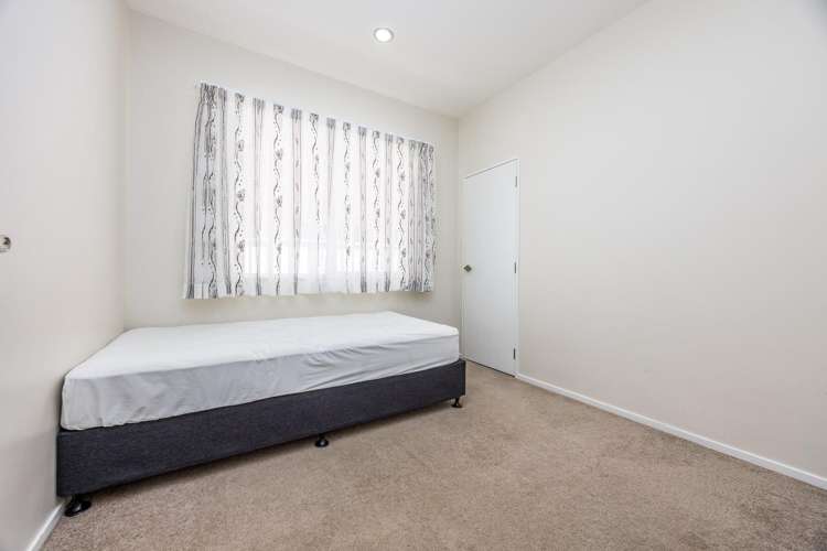 55 Castlederg Drive Flat Bush_4