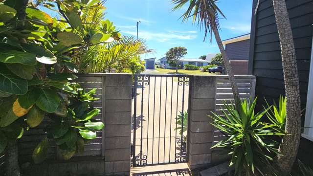 128 Harbour Drive Matarangi_1