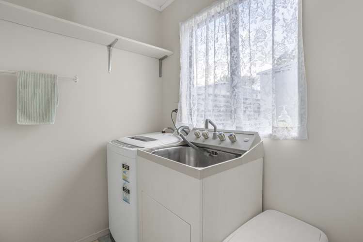 13d Gibbs Crescent Wainuiomata_13