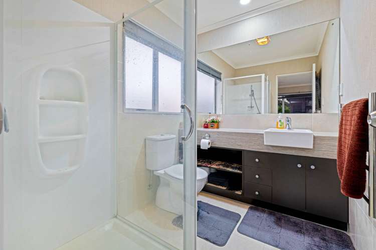 33 Sarteano Drive Manurewa_15