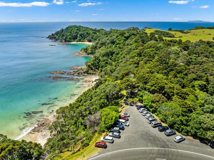 2 Platinum Place Matapouri_12