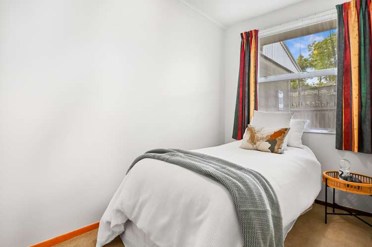 4/9 Allard Street Edgeware_5