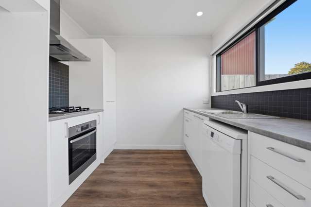 3/4 Cruickshank Crescent Meadowbank_2
