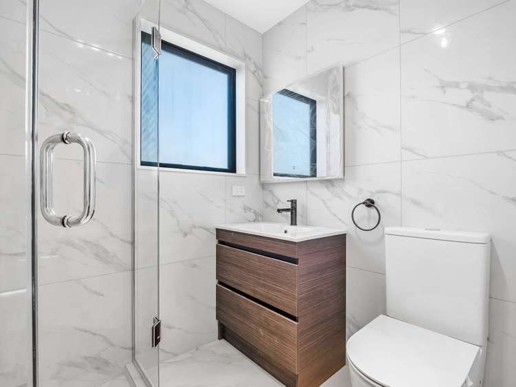 5/7 Kingfisher Place Favona_16