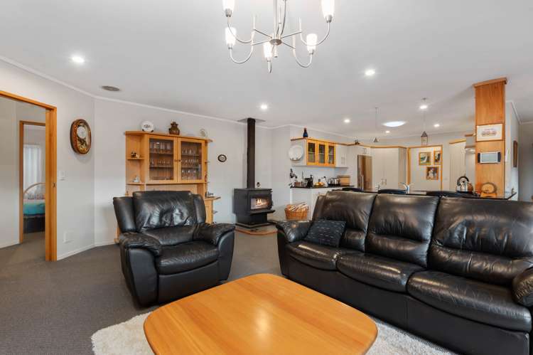 8 Forest Place Lynmore_9