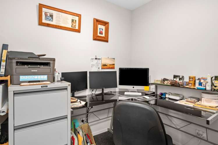 57 Golden Road Alexandra_28