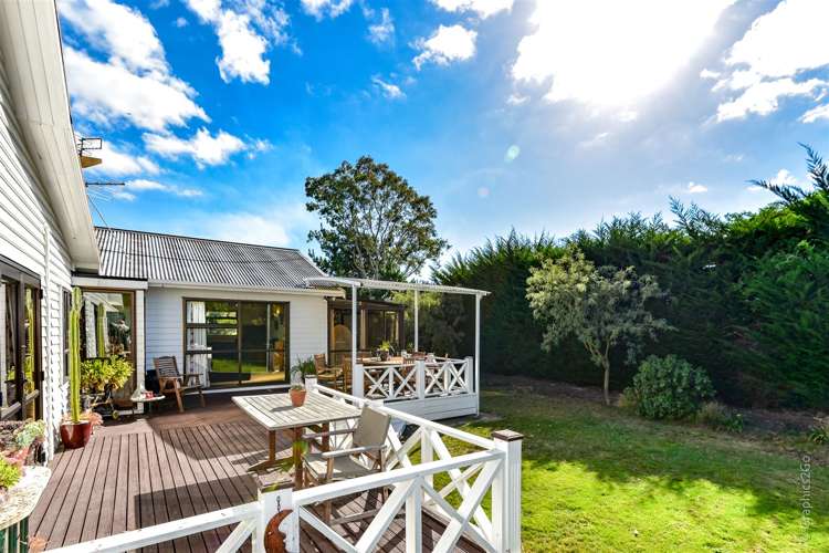 124 Embankment Road Lincoln_25