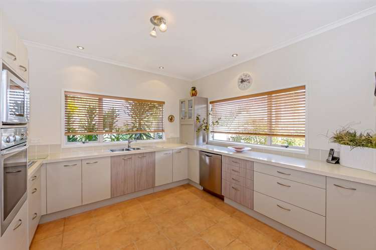 20 Totara Views Drive Red Beach_8