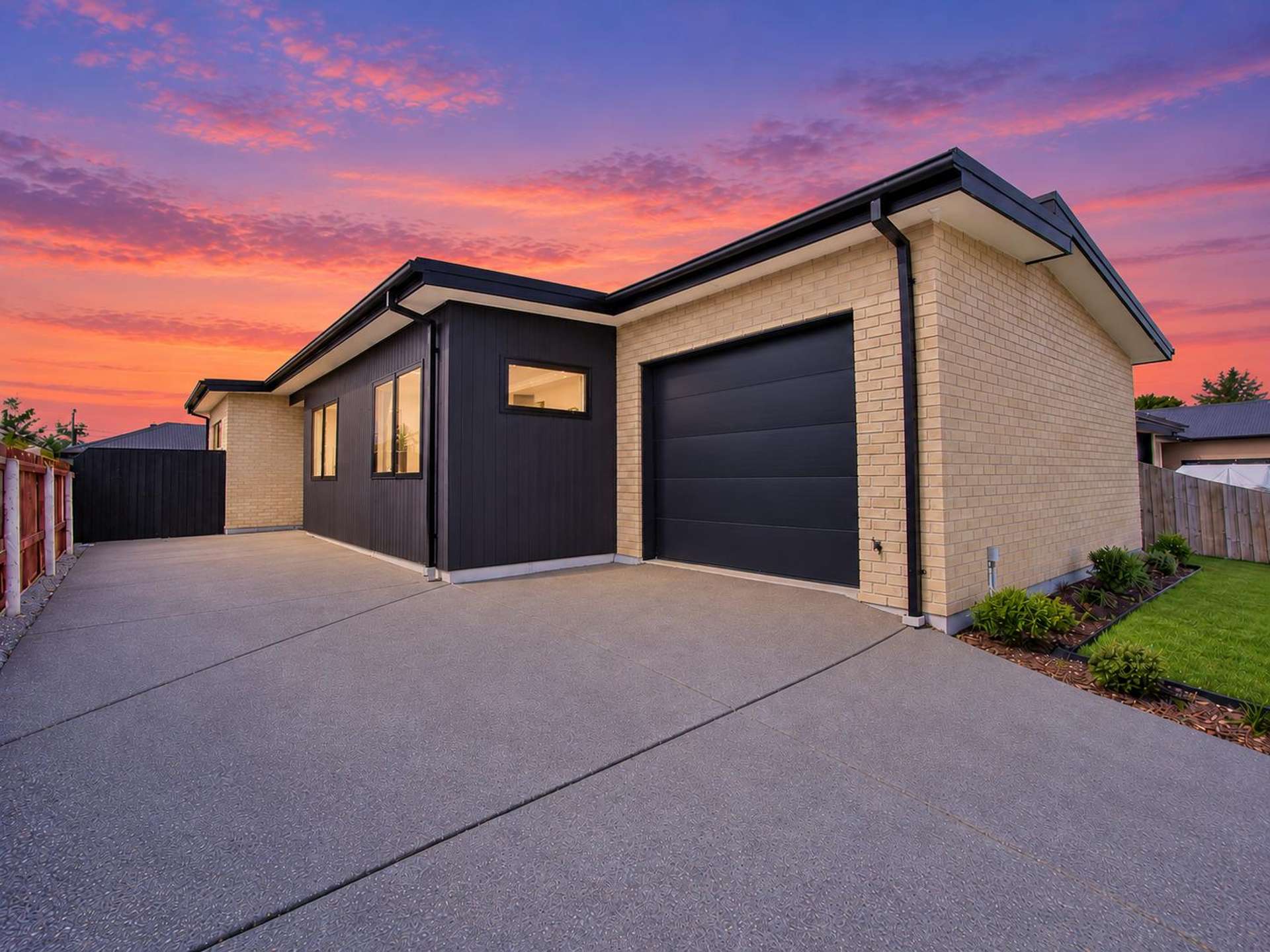 1 Youngston Lane Woolston_0