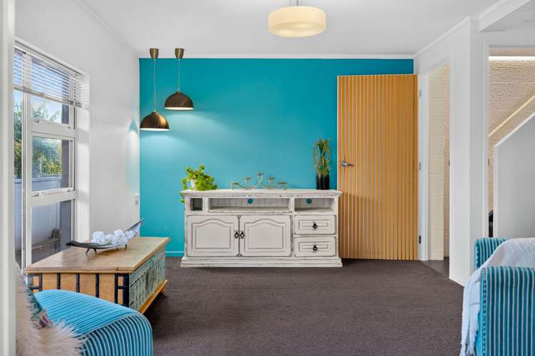 1/64 Seaview Road Castor Bay_46