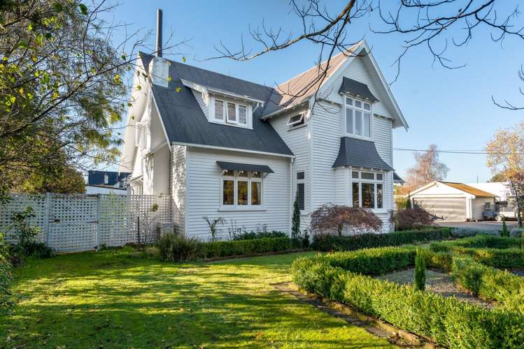 14 College Street Masterton_24