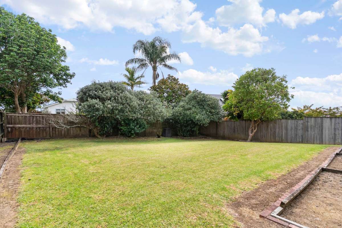 4 Haseler Crescent_2