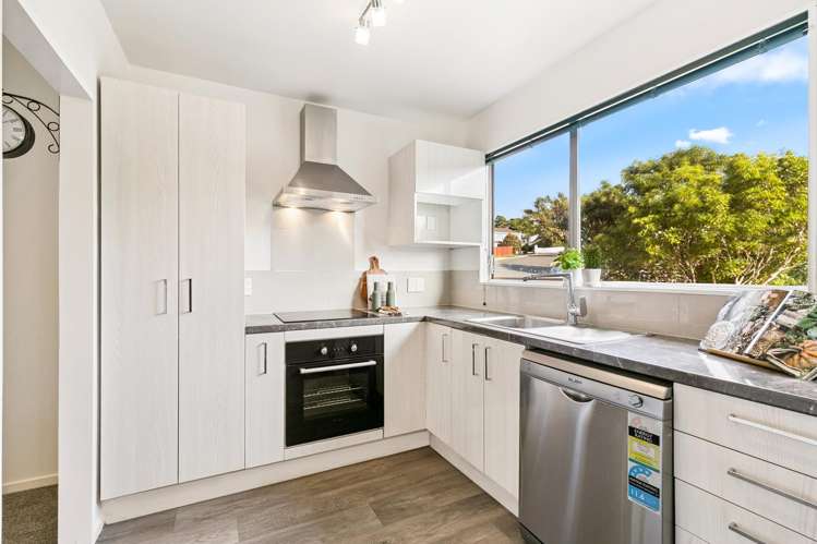 15B Caesars Place_2