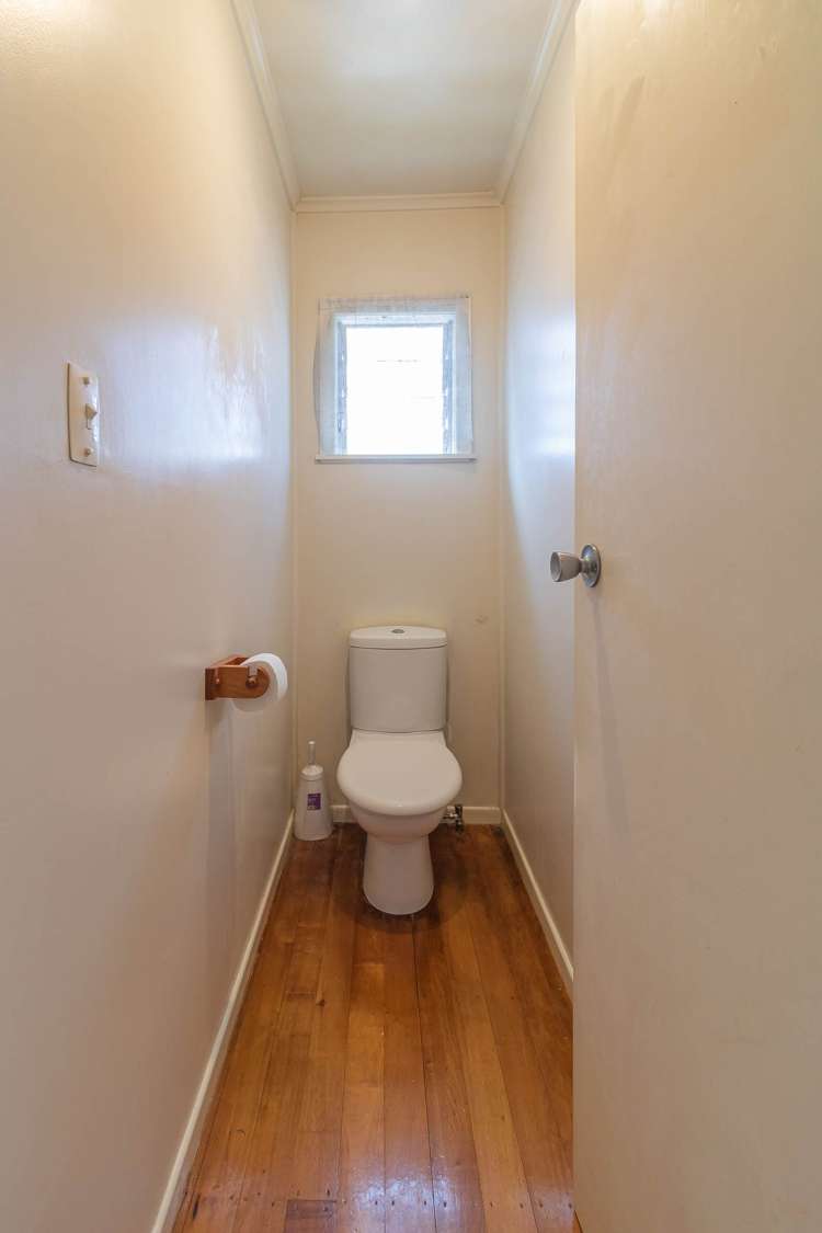 13 Totaravale Drive Totara Vale_10