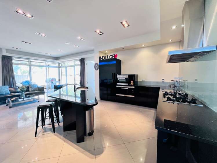 12 Armstrong Farm Drive East Tamaki Heights_8