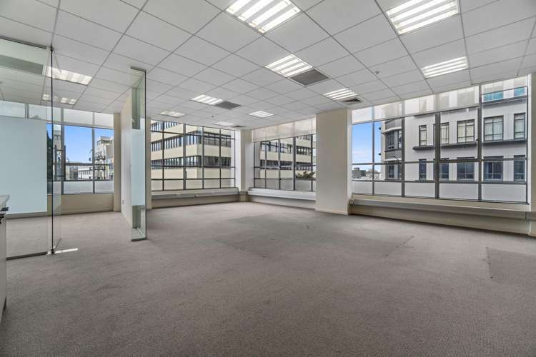 2nd Floor/149 Alexandra Street_0