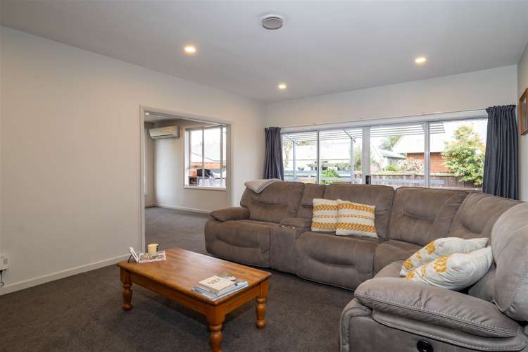 39 Reid Crescent Allenton_5